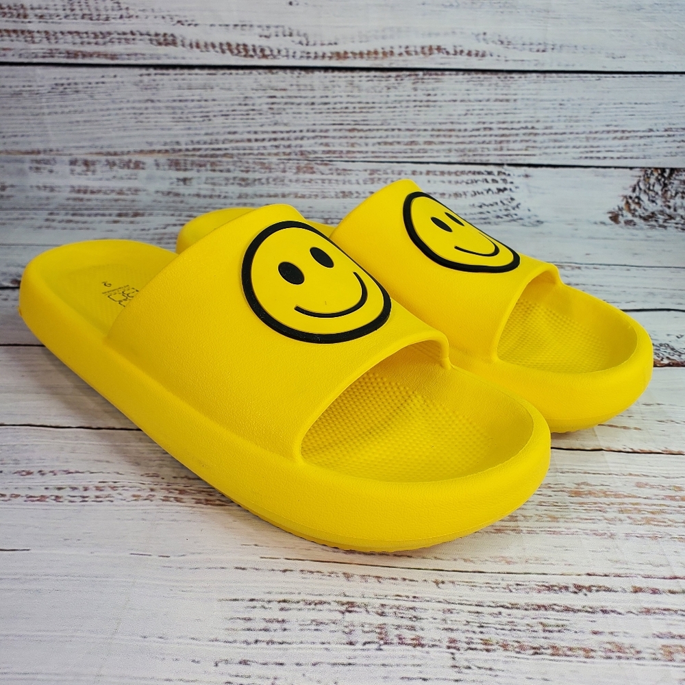 No Boundaries Women's Emoji Comfort Slide Sandal Size 9